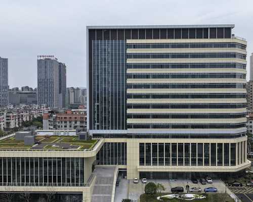 备孕期间注意事项_怀孕要注意哪些事项,二胎备孕四个月没怀上还吃叶酸吗？有